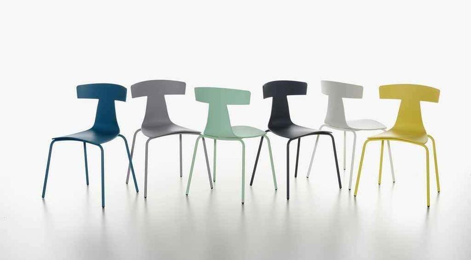 Plank Stühle: 4 Chaises "REMO" Designer Konstantin Grcic – Gebraucht aus Biel/Bienne von Ugo000 5