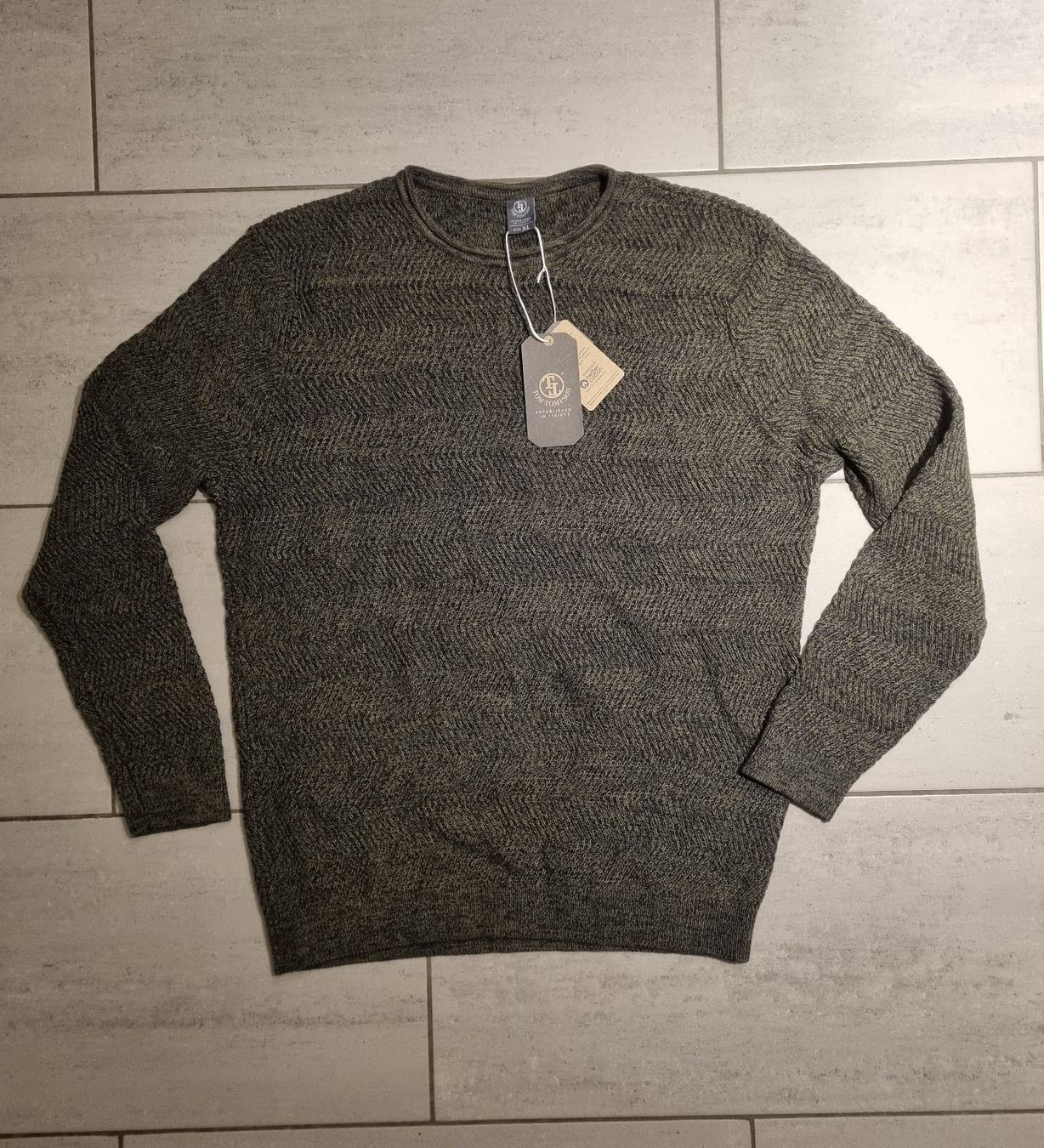 Maglioni & Felpe: Herren Strickpullover; Olivgrün ; Gr. XL; Neu! – Nuovo e nell'imballaggio originale da Flumenthal venduto da Krajan