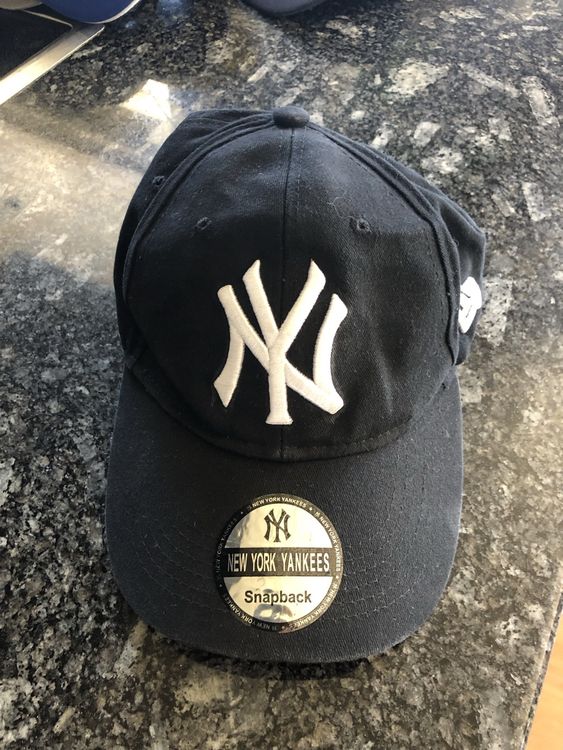 New Era Copricapi, berretti & cappellini: New York Yankees Cap, Snapback, Schwarz, Guet Erhalte! – Usato da Thierachern venduto da Jen_6jkc