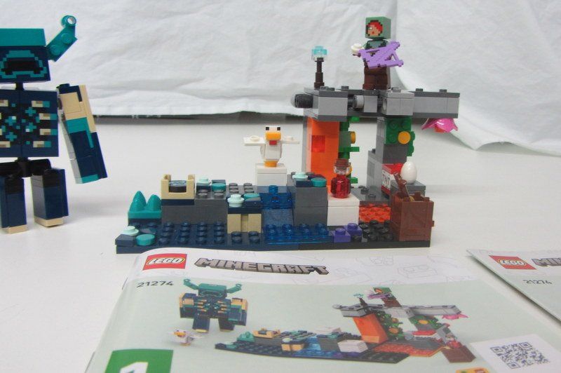 Lego Kit di costruzioni: LEGO Minecraft 21274 " The Warden Encounter " – Usato da Kreuzlingen venduto da Han-Solo-68 6