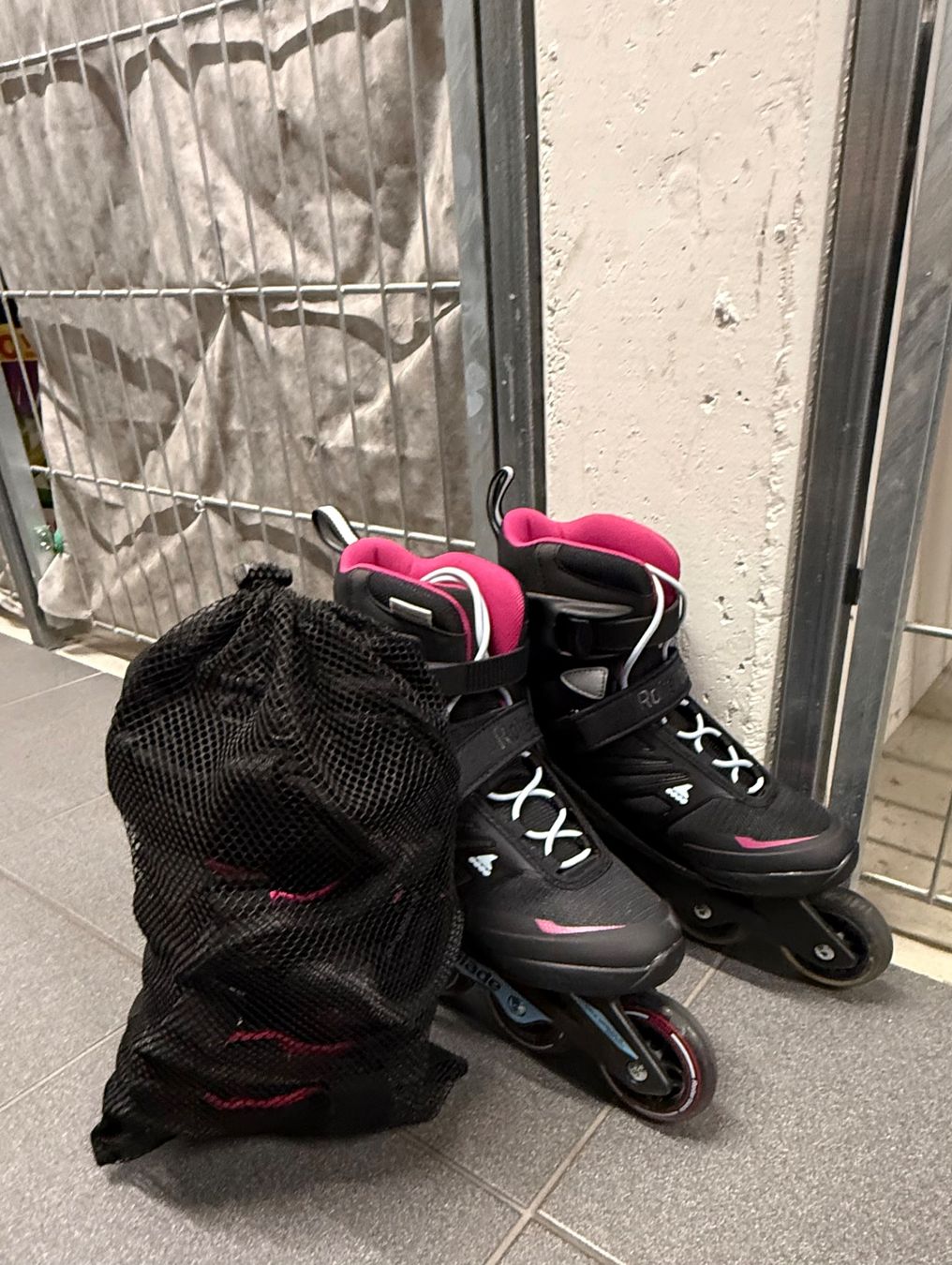 Inline-Skating & Rollschuhe: Inline Skates Rollerblade Gr. 39 – Gebraucht aus Luzern von Ohana18 2