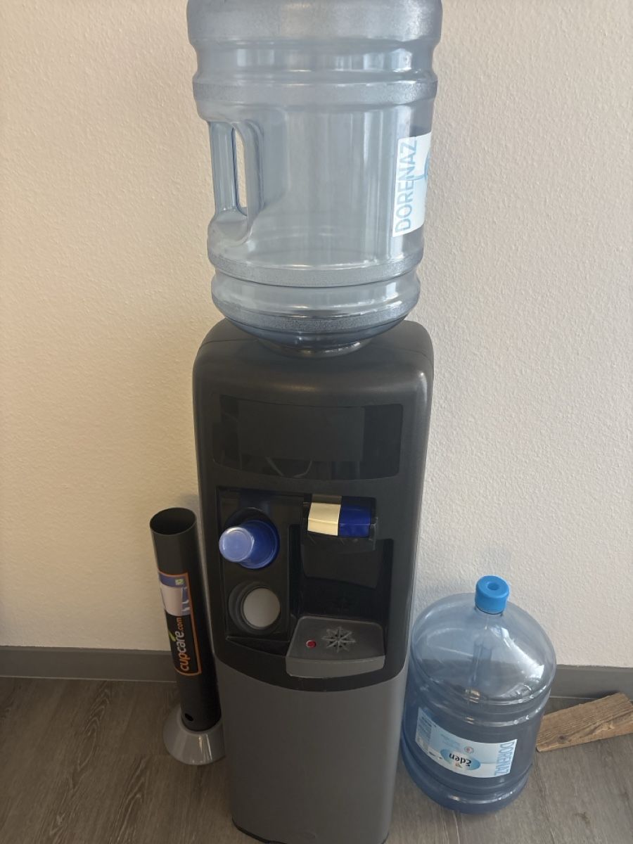 Rubinetteria: Wasserspender Eden inkl. Trinkbecherhalter – Usato da Neuhausen venduto da ale_p5q8