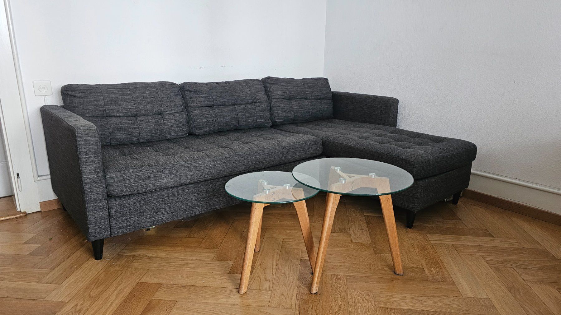 Sofas: Canapé d'angle gris – D'occasion à Fribourg par KayaP