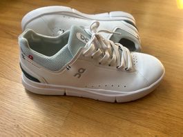 On The Roger Advantage - Size 39 Women - Mint Green