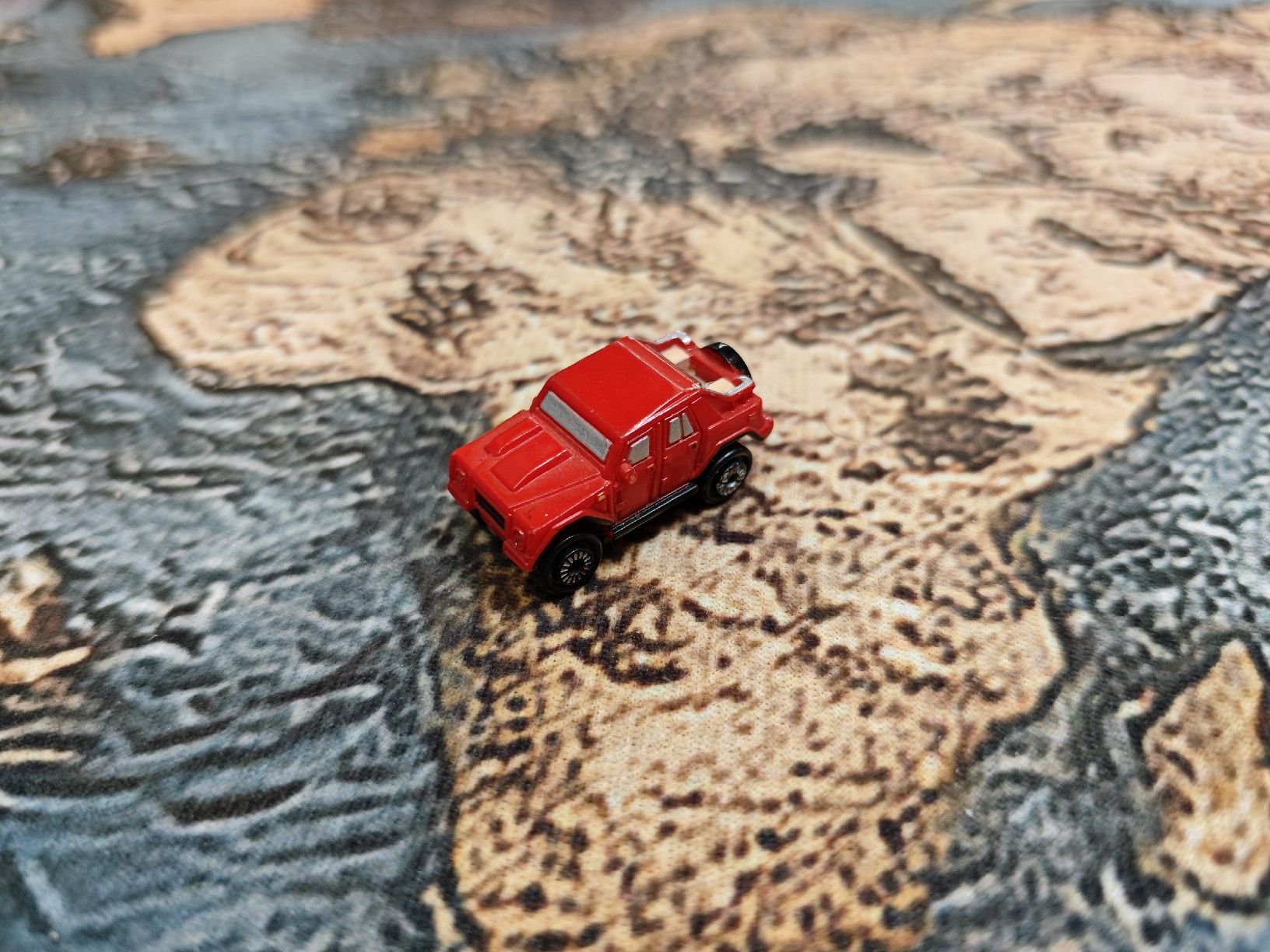 Micro Machines Spielzeuge: Micro Machines Micro Lights Lamborghini LM002 – Gebraucht aus Wittenbach von stefange