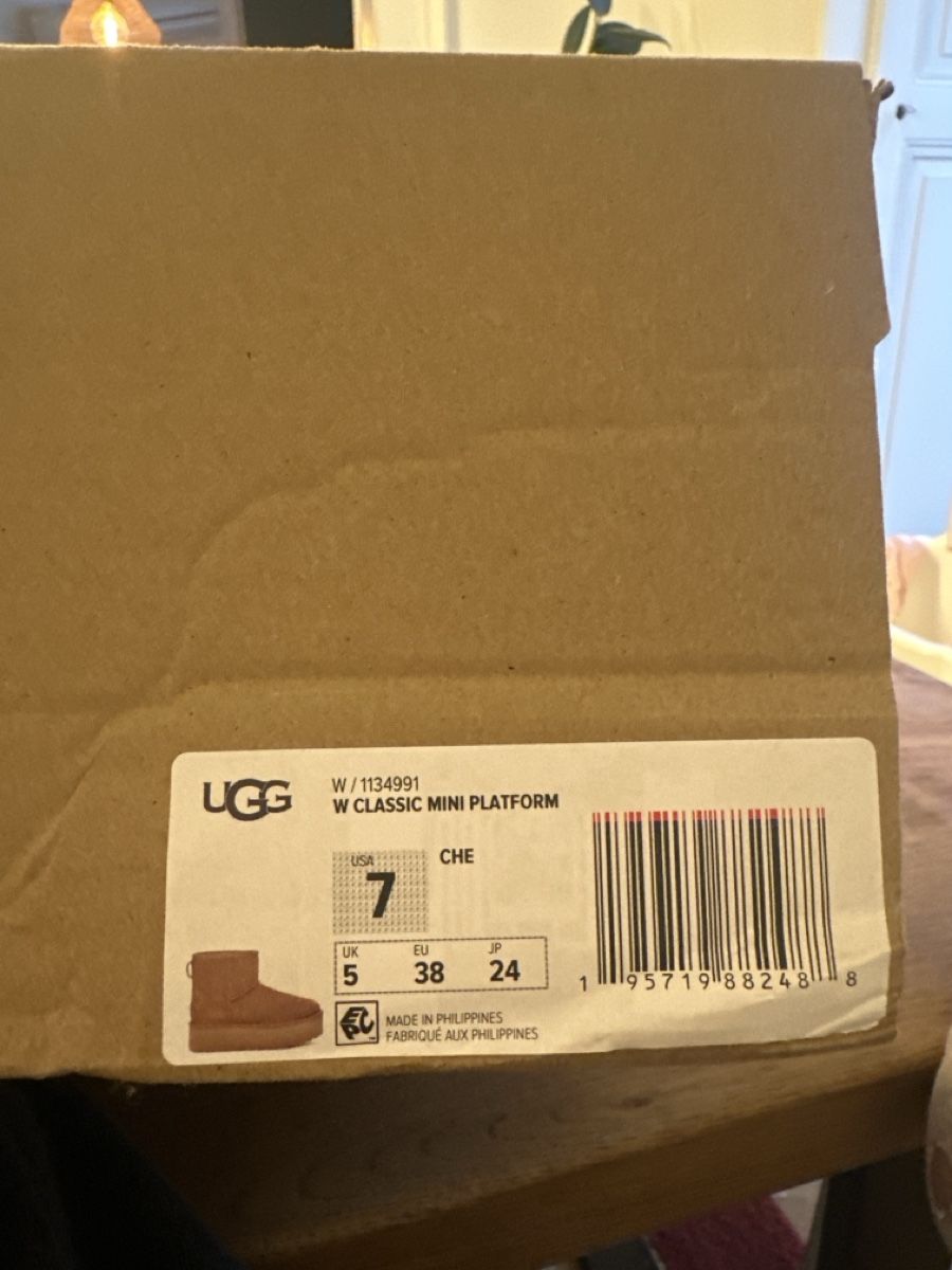 Ugg Scarpe da donna: UGG Classic mini Platform Gr.38 – Usato da Bern venduto da Laura_Bern 7