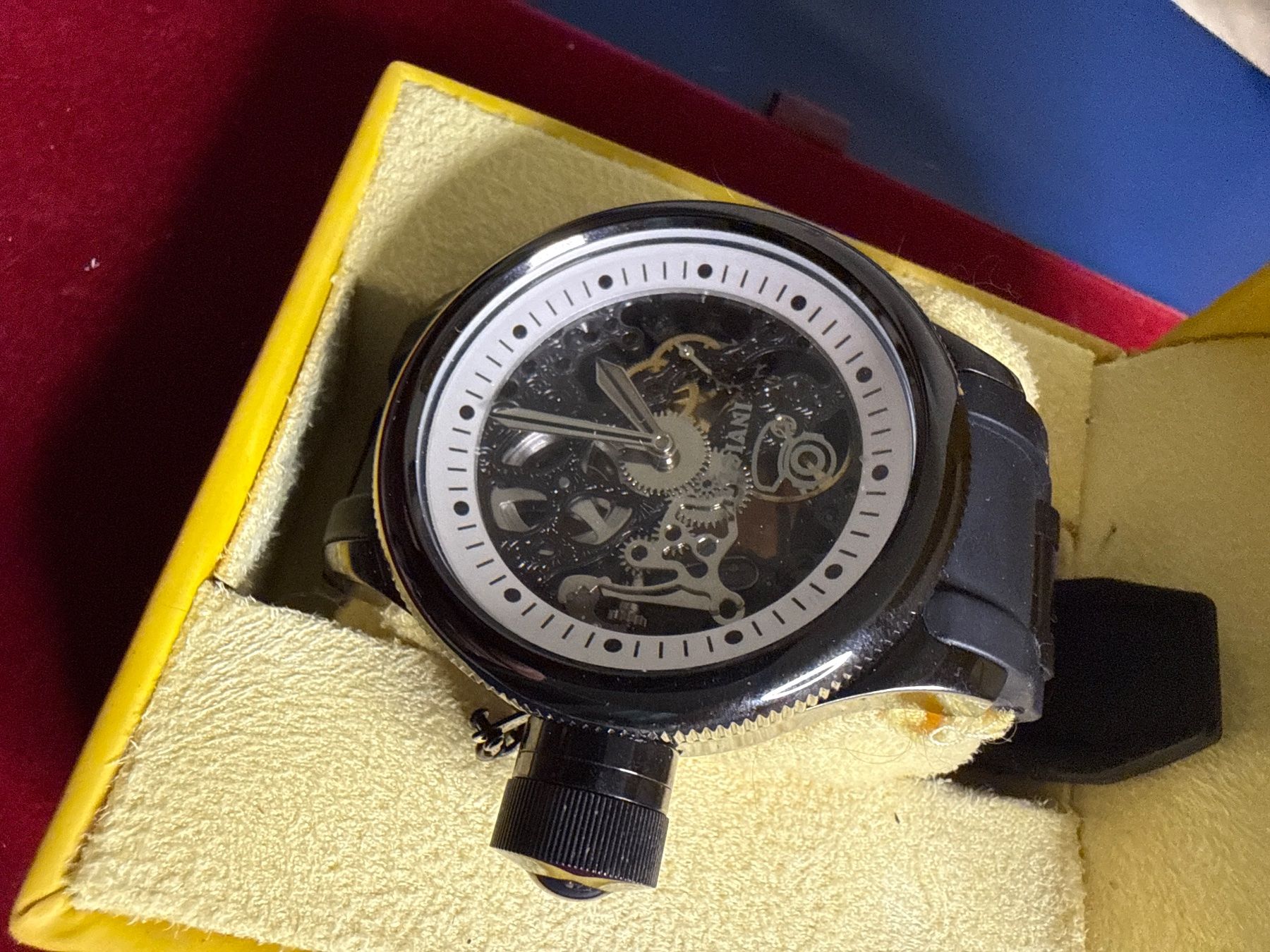 Invicta Montres: Invicta Handaufzug 52 mm – D'occasion à Pfeffingen par Allhandelklgwatches 1