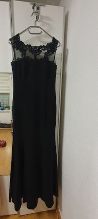 Elegantes, schwarzes Abendkleid mit Spitze, Grösse 36/S