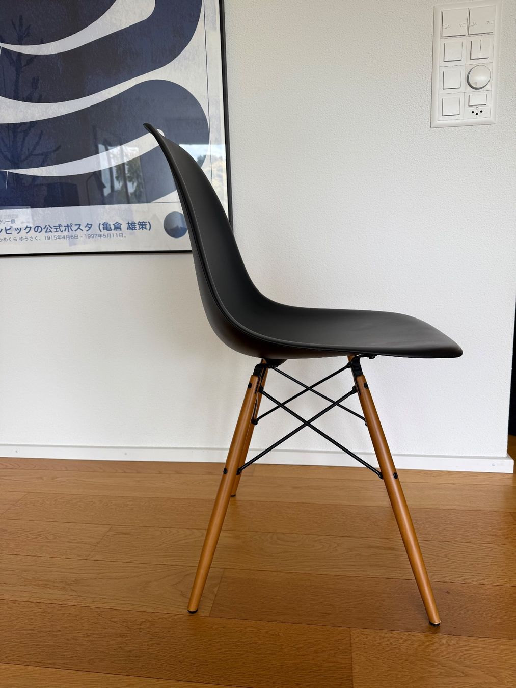Vitra Sedie: Vitra DSW Stuhl Original - Letzter Preis! – Usato da Stallikon venduto da KFQC 2