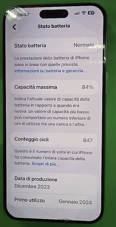 Telefoni cellulari / Smartphones: iPhone 15 pro max è powerbank – Usato da Lugano venduto da inf_v8qm 2