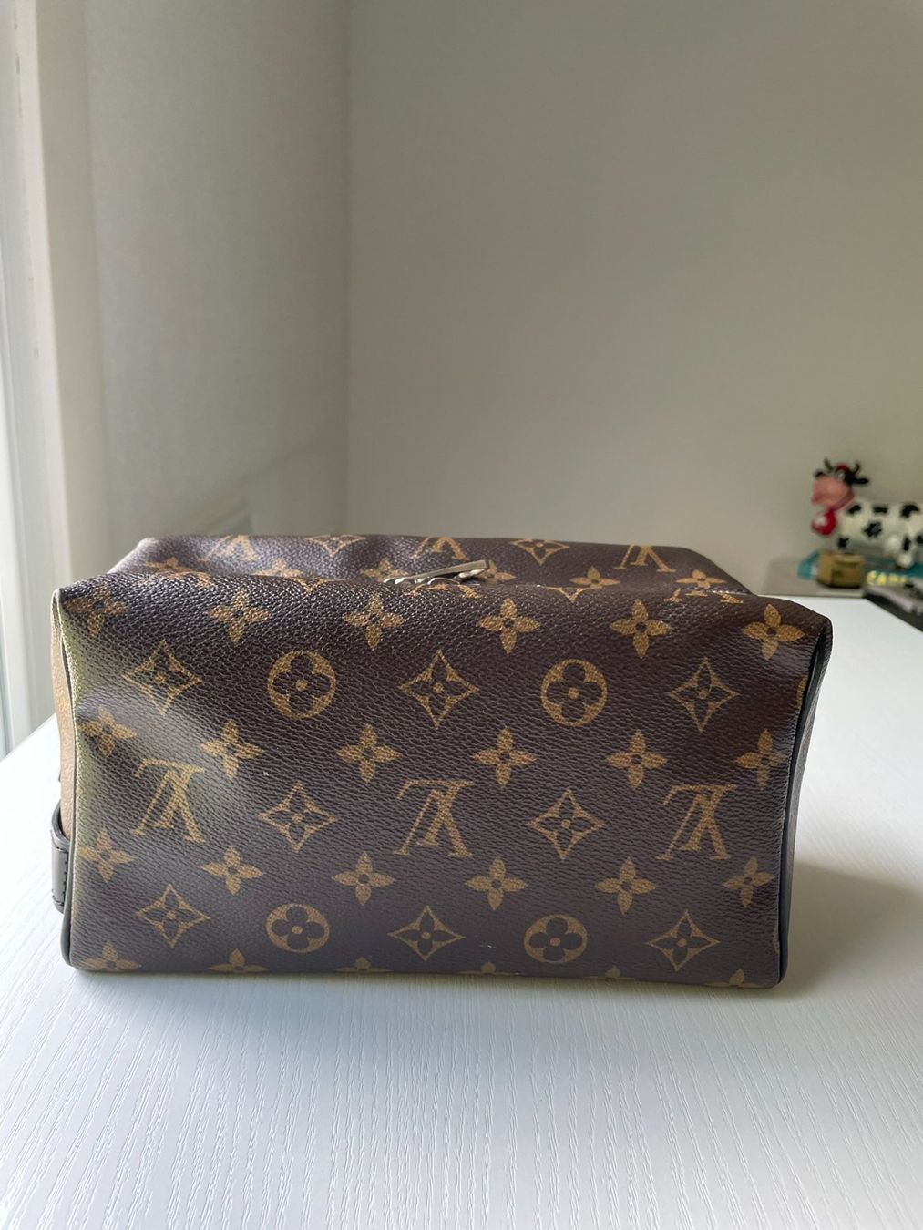 Louis Vuitton Kosmetikkoffer: Trousse de toilette Louis Vuitton – Gebraucht aus Neuchâtel von JMOL 2