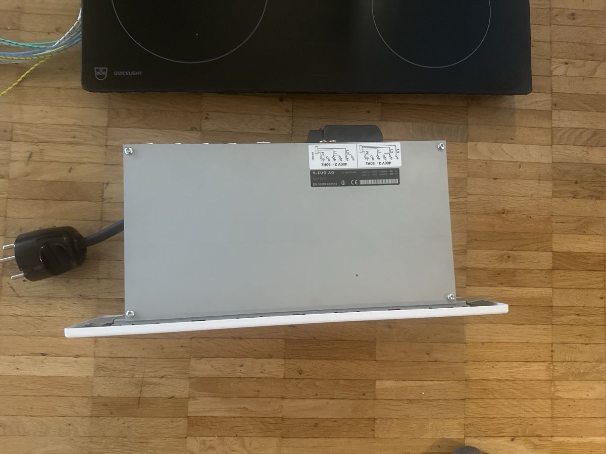 V-Zug Cucine: Kochfeld V- Zug neu preis 3000 – Usato da Rapperswil SG venduto da kat_rw8q 1