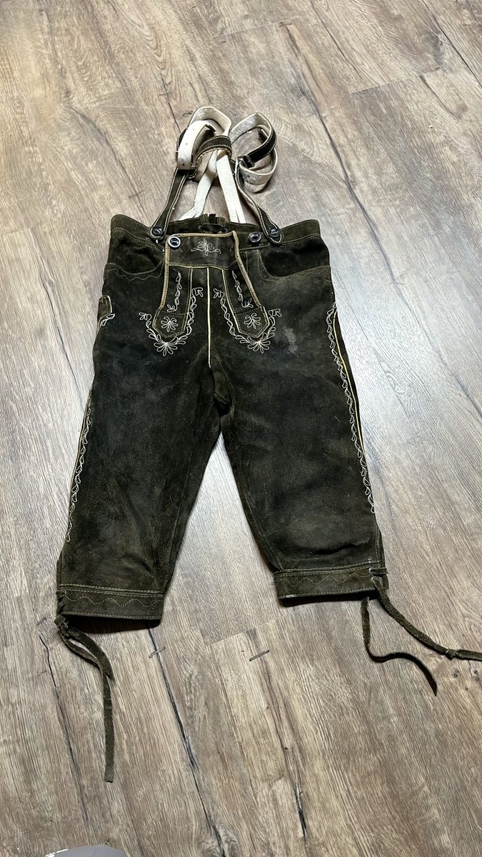 Pantaloni: Kinder Lederhose, Grösse ca 128-132 – Usato da Derendingen venduto da nad_djj8
