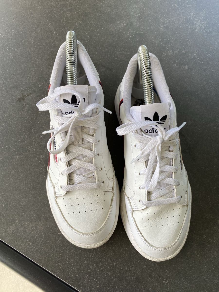 Scarpe da uomo: Adidas Continental gr. 36 2/3 – Usato da Romanshorn venduto da Karokana 1