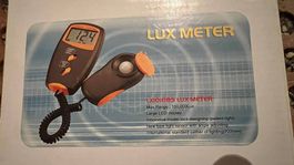 Lux Meter mit Tasche und Batterie