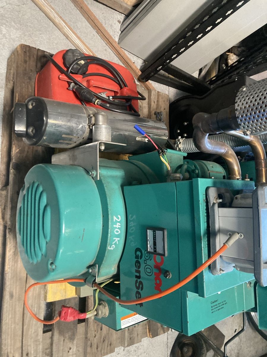 Stromgeneratoren: Notstromgenerator    Onan 6kw vom Zivilschustz – Gebraucht aus Wetzikon ZH von gibgaaaaas 2