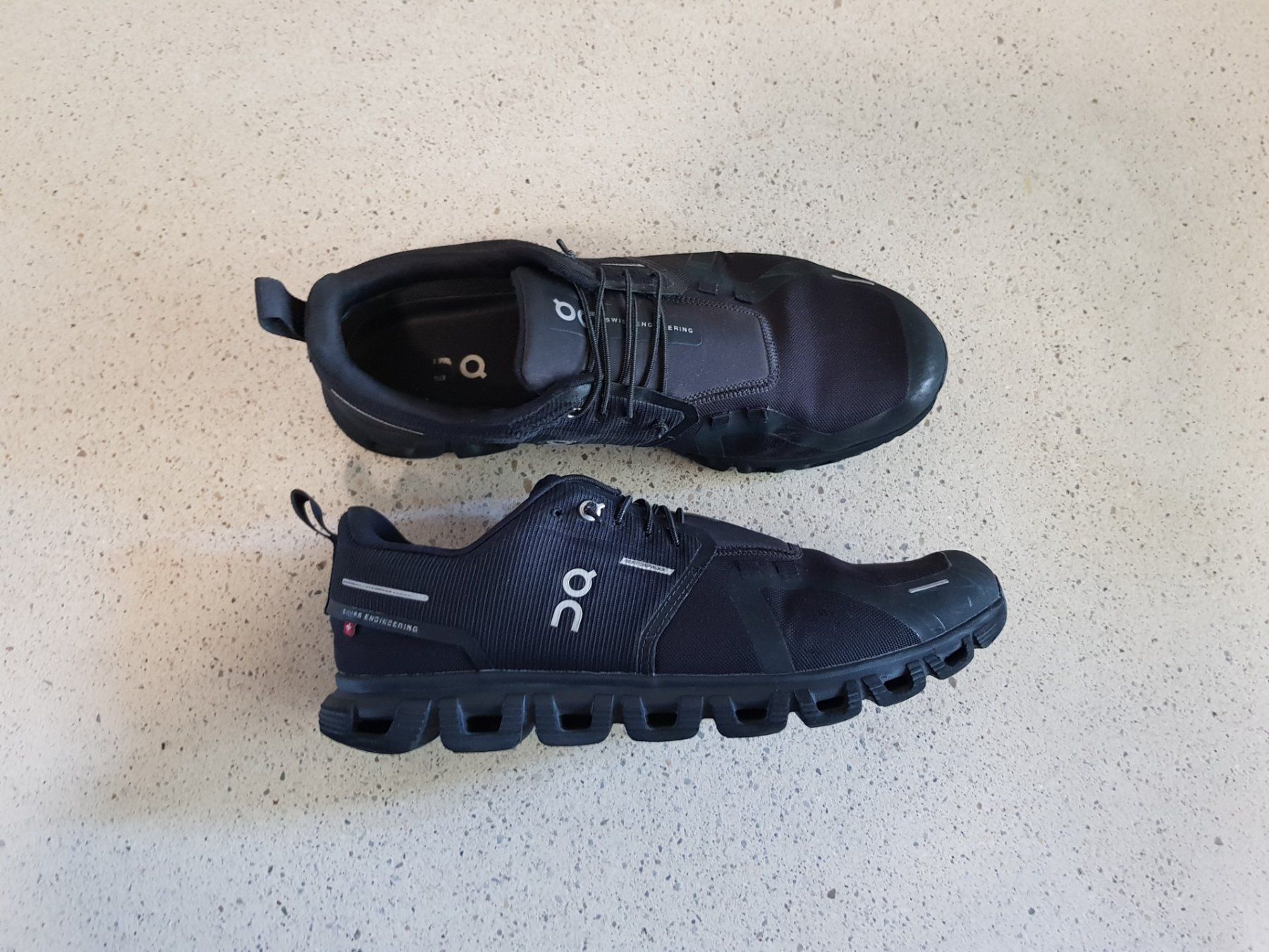 On Chaussures hommes: On Cloud Herrenschuh Grösse 44.5 – D'occasion à Basel par Birs868 3
