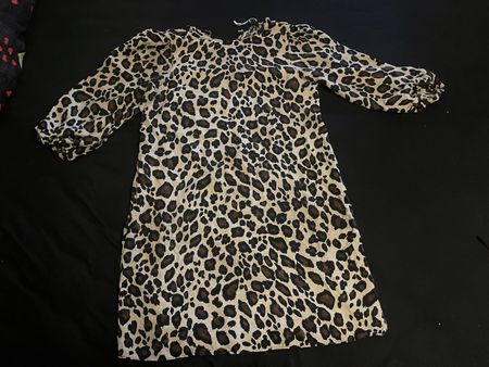 Kleid mit Leo Muster Grösse S 