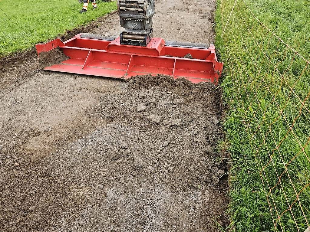 Tutte le macchine: Planierbalken Planierhobel – Usato da Kirchberg SG venduto da huiag.ch 2