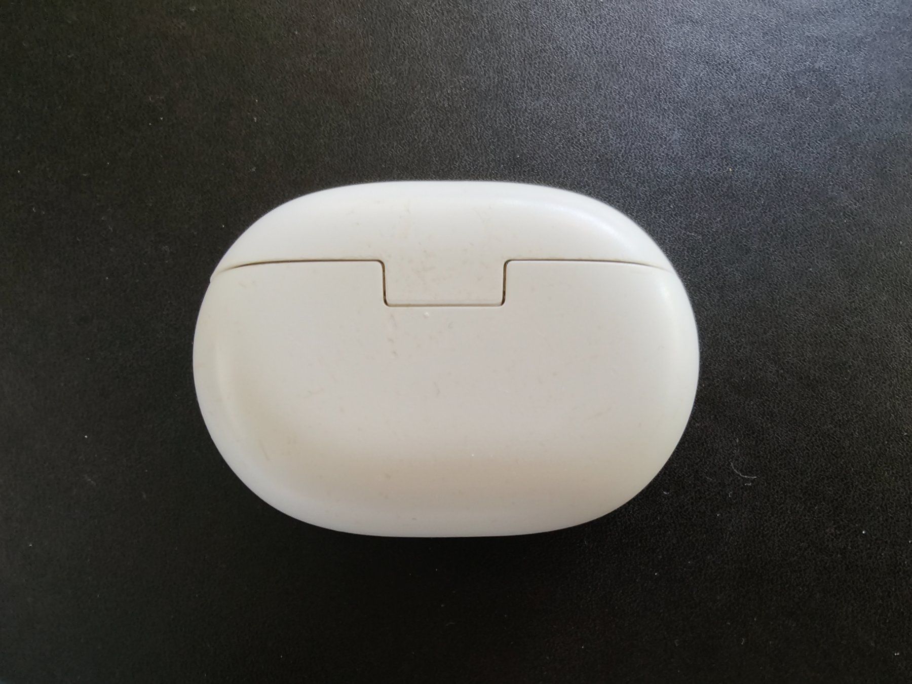 Beats Cuffie: Beats Studio Buds charging case white used – Usato da Zürich venduto da liy_7ttc 1