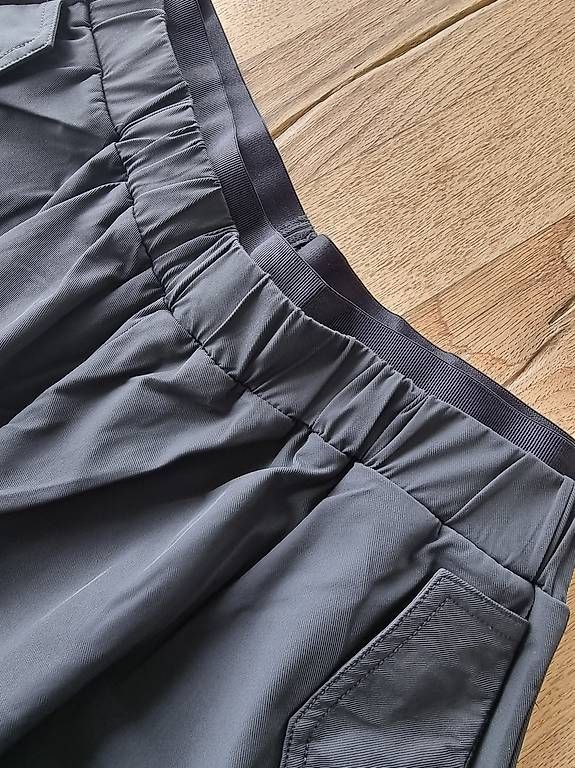 Pantaloni: Cargohose schwarz, Gr.38, neuwertig  – Usato da Ostermundigen venduto da d-p73 3