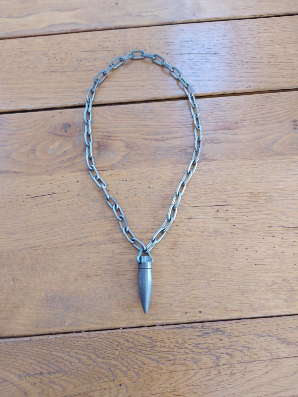 Catenine: Collier – Usato da La Chaux-de-Fonds venduto da babyfoot