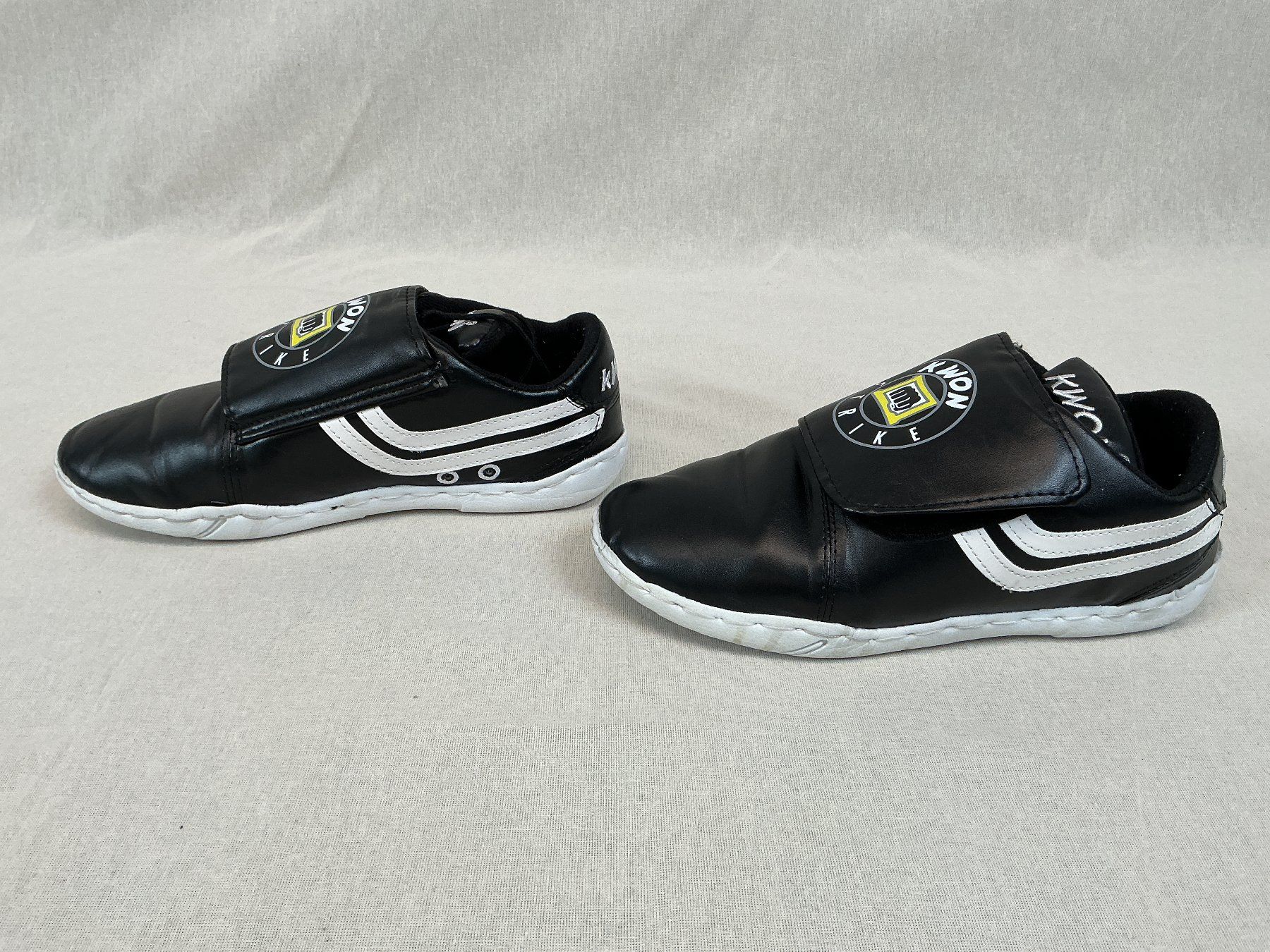 Scarpe da uomo: KWON Strike Kampfsport Schuhe Gr. 40 / 41 – Usato da Richterswil venduto da Restwert_Richterswil 3