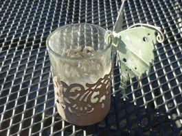 Zierglas mit Schmetterling
