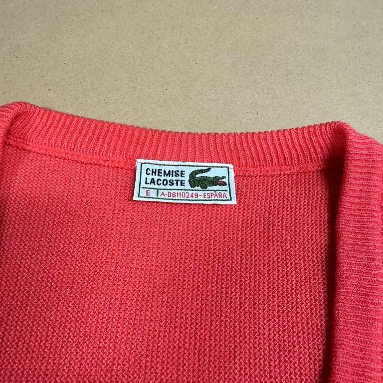 Lacoste Maglioni & Felpe: Lacoste vintage v-neck knitted sweatshirt retro strickpullov – Usato da St. Gallen venduto da sourced_limited 2