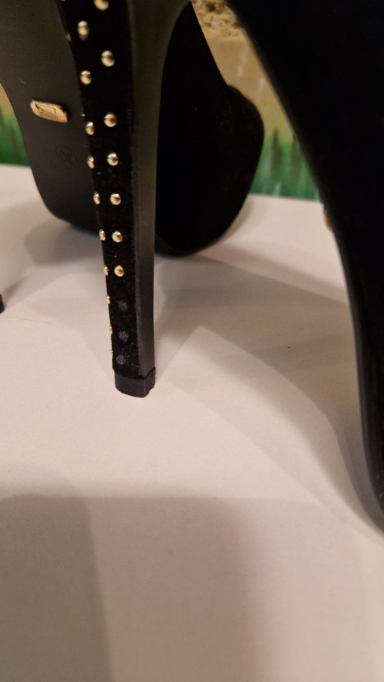 Damenschuhe: Escarpins cloutés – Gebraucht aus PORRENTRUY von tin_ff6p 6