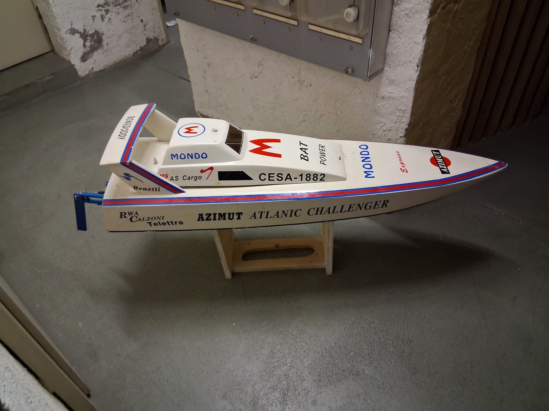 Modellismo RC: Atlantik Azimut Motor springt gut an – Usato da Basel venduto da Aletschhorn