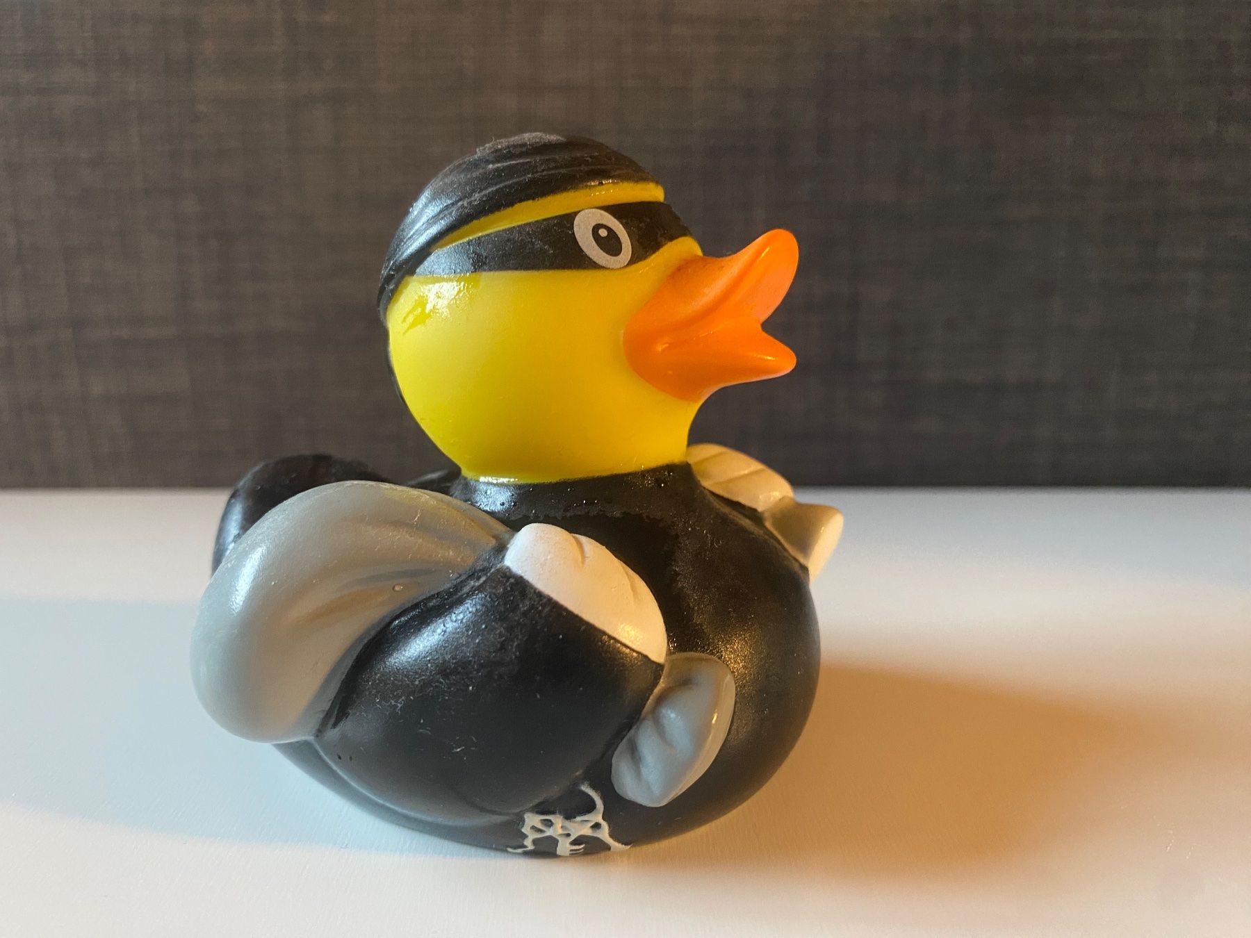 Giocattoli: Badeente Dieb – Usato da Vilters venduto da Zwaergli13
