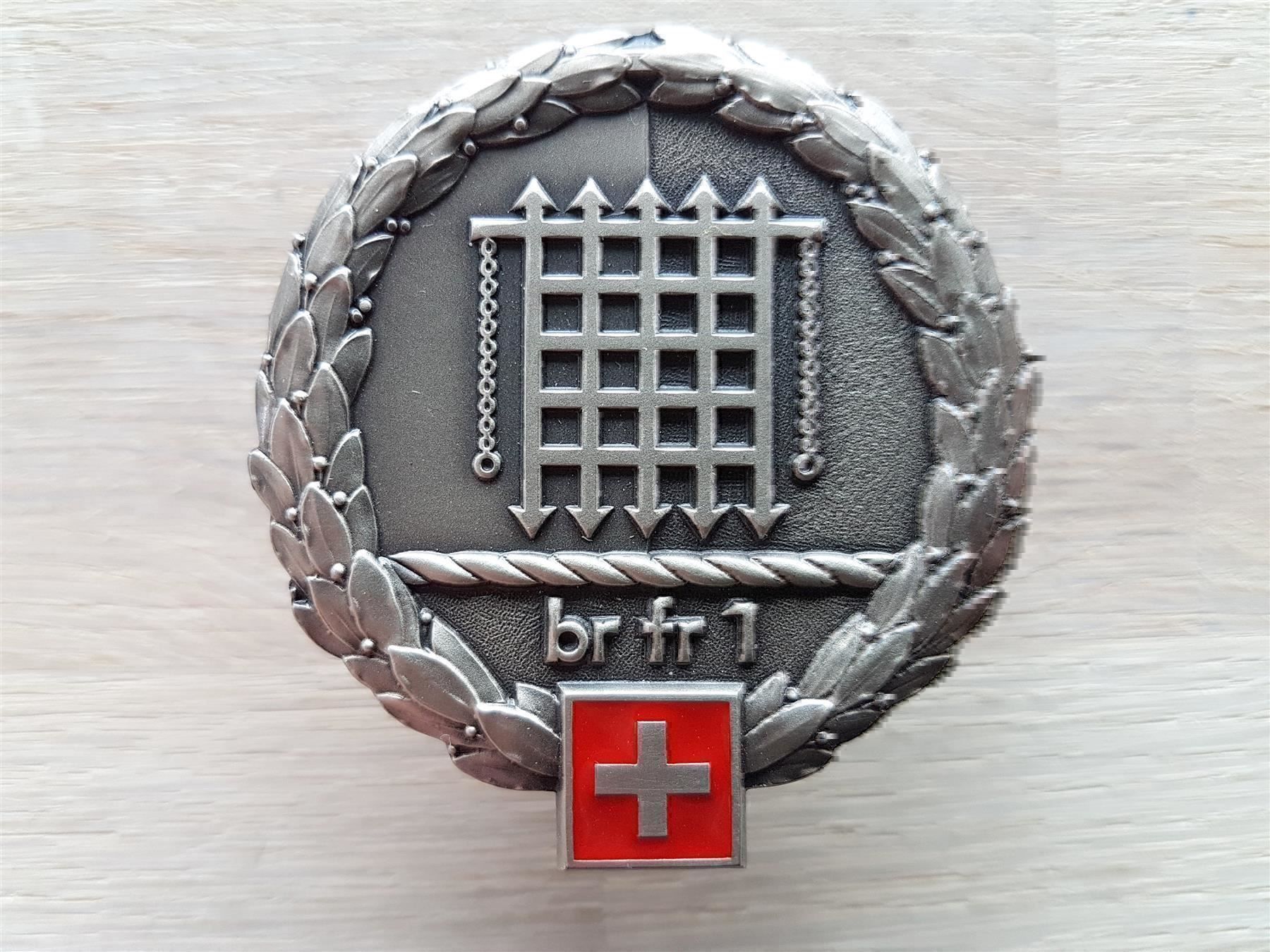 Placchette & Badge: Béret Emblem br fr 1 – Usato da Erlinsbach venduto da S700