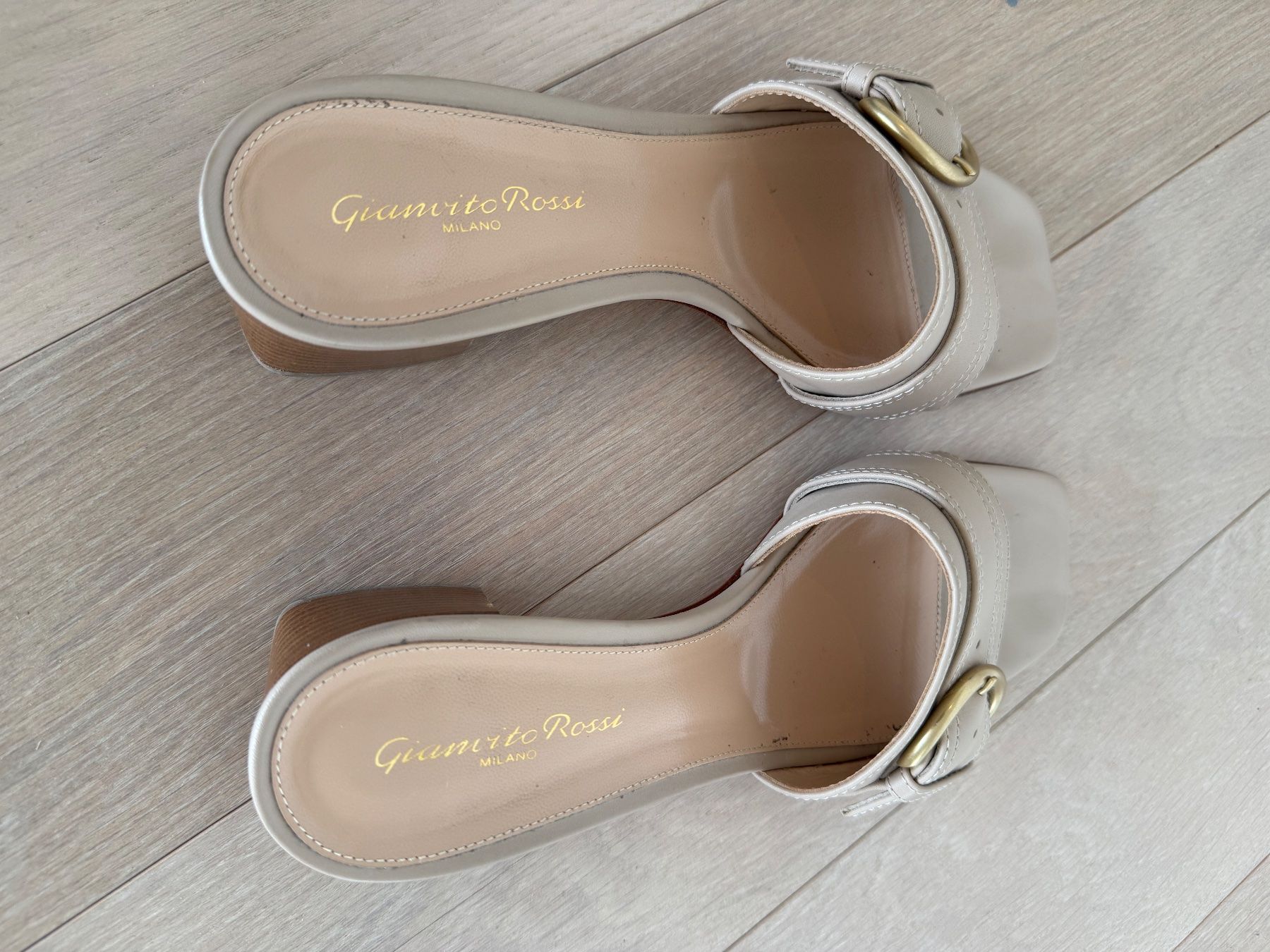 Gianvito Rossi Scarpe da donna: Gianvito Rossi Damenschuhe Größe 38.5 – Usato da Kloten venduto da mybestbrands 3