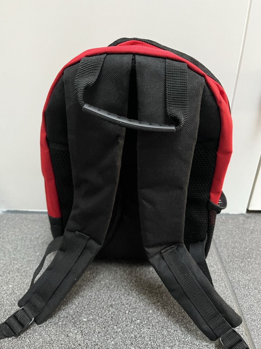 Kindertaschen: Roter Kinderrucksack, nagelneu – Neu und originalverpackt aus Hünenberg See von spartakus02 3