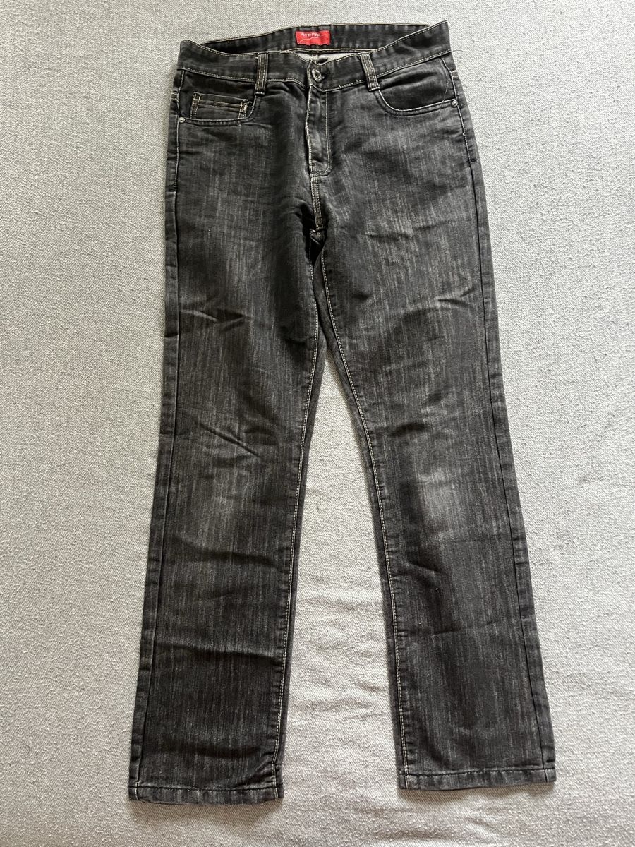 Jeans: Atrium Jeans, Grösse 48/33 – D'occasion à Thalheim par karmabis_