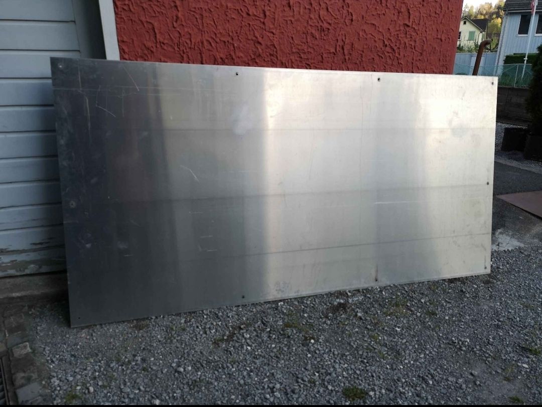 Pareti & Soffitti: Aluminum 250 x 125cm – Usato da Berneck venduto da Schlings 1