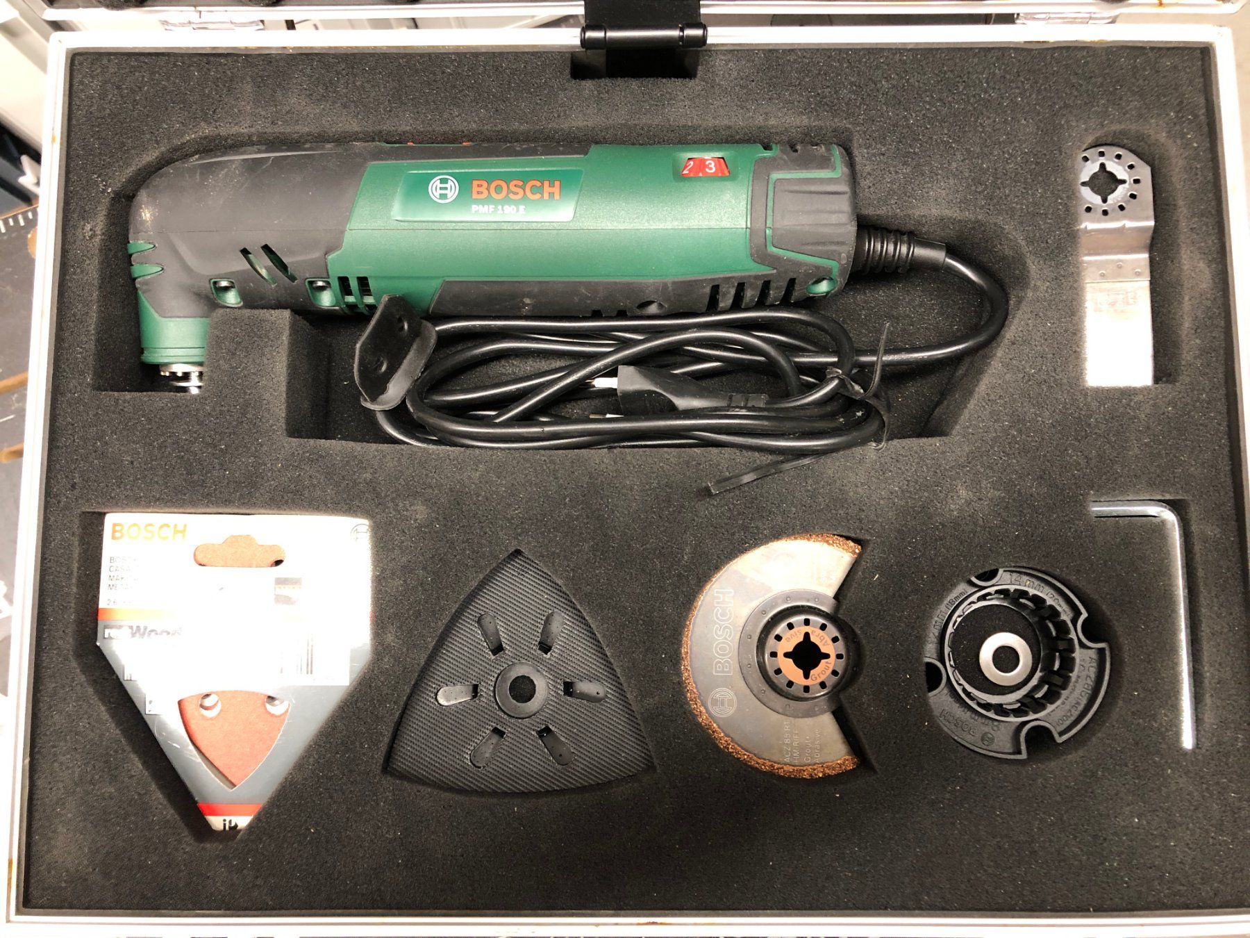 Tutte le macchine: Multifunktionswerkzeug Bosch PMF 190 – Usato da Zürich venduto da olwfut