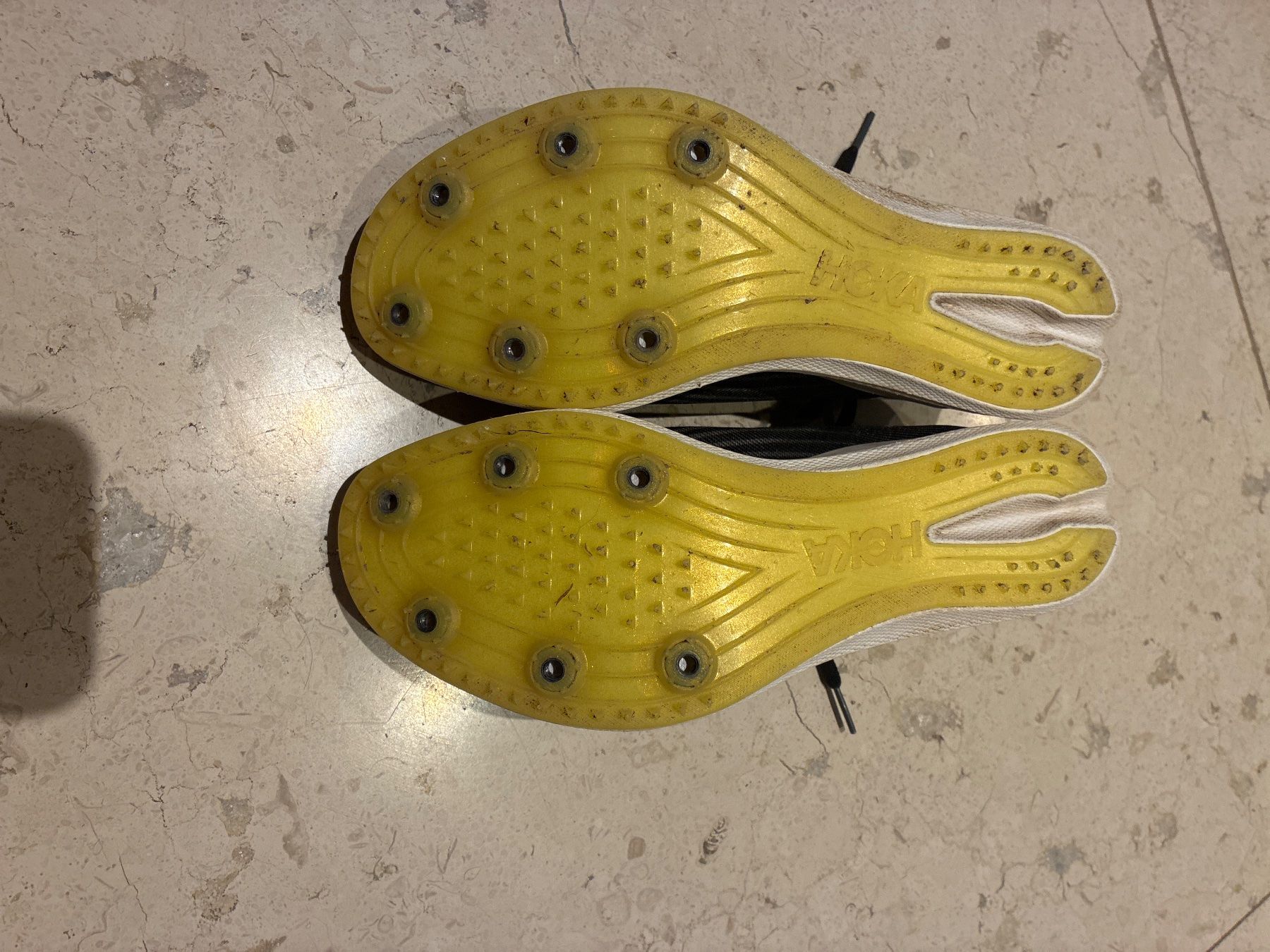 Hoka One One Damenschuhe: Nagelschuhe Bahn und Cross – Gebraucht aus Reigoldswil von s.o.g. 3