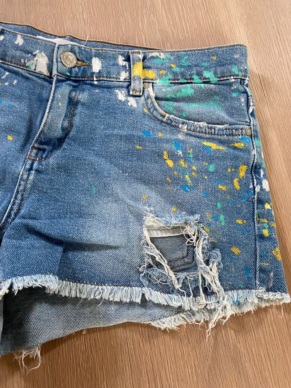 Mango Pantalons: Coole Mango Jeans Shorts Grösse 38 – D'occasion à Winkel par Flyhy2020 2