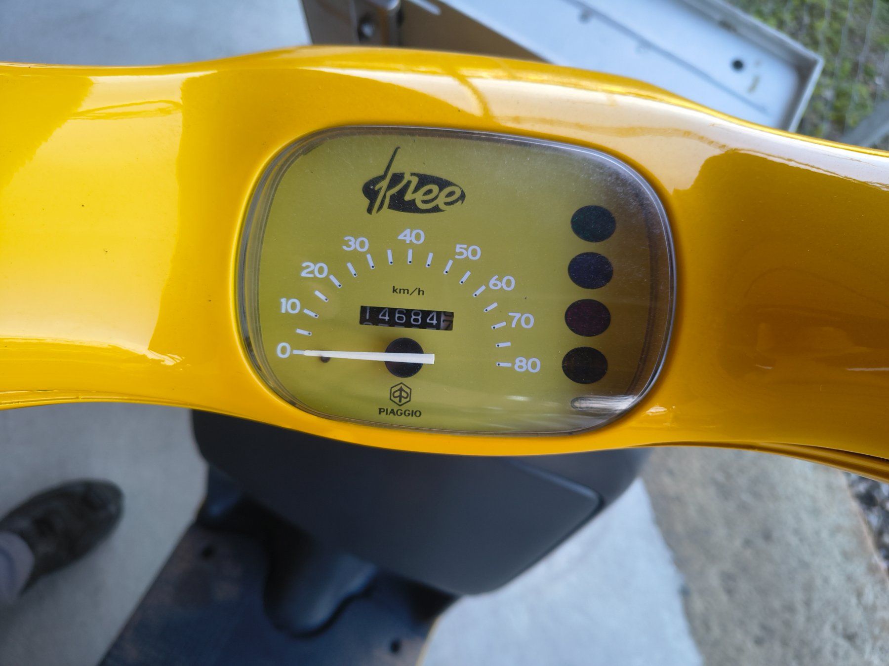 Piaggio Scooter: Piaggio Free Post 50ccm Roller / Scooter mit Frontträger – Difettoso da Laufen venduto da Dreier_Motos_AG 5