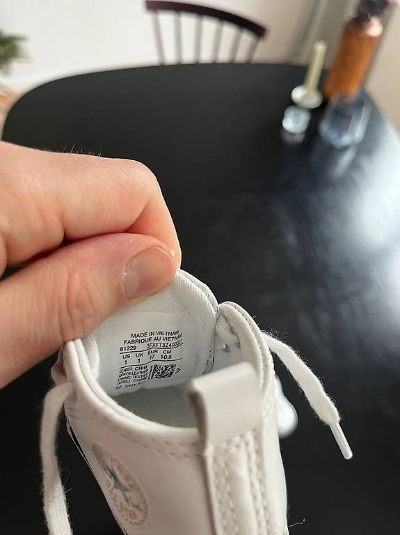 Converse Scarpe per ragazzi: Baby CONVERSE Sneakers High Top – Usato da Allschwil venduto da Sebastian2019 2