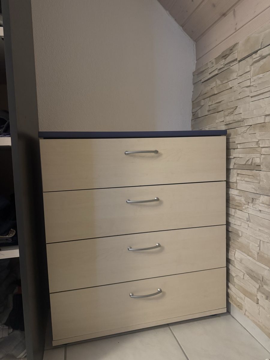 Commodes: Kommode  – D'occasion à Muhen par lia_8nby 1