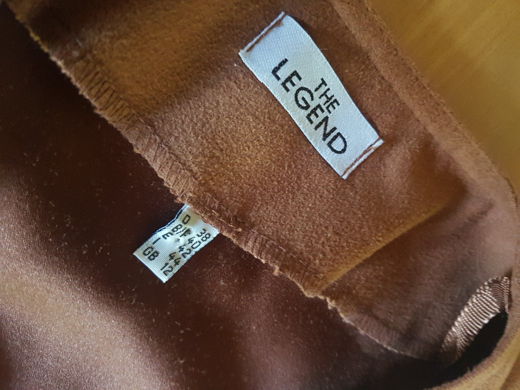 Gilets & Westen: Gilet taille 38 marque The Legend – Gebraucht aus Villiers von san_jn5w 3