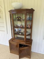 Vintage Vitrine