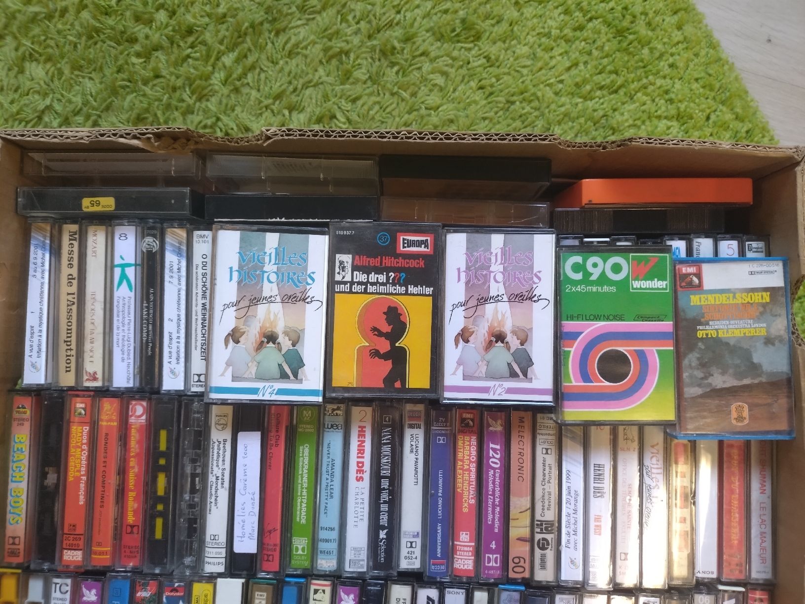 Musicassette: 178 cassettes audio+ 13 cases dont neuves  – Usato da Farvagny-le-Grand venduto da LaCaverne 3