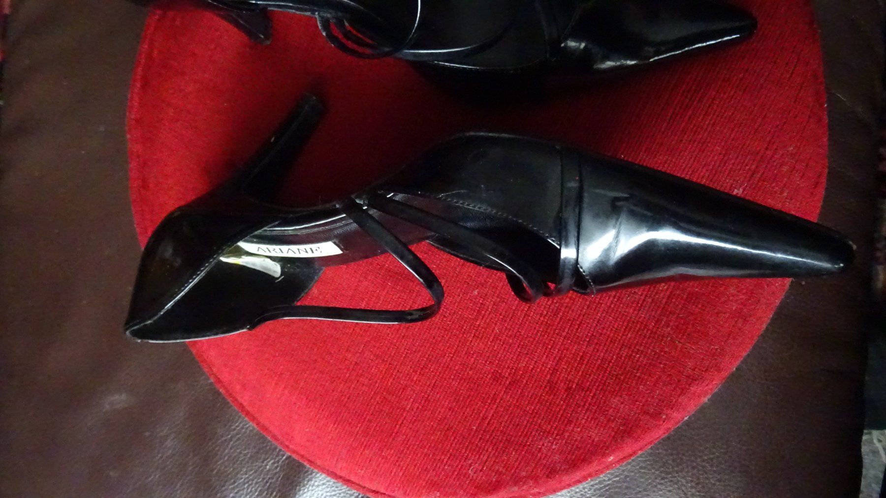 Scarpe da donna: PUMPS GROSSE 40-. Letzte verkaufe – Usato da Burgdorf venduto da may52 5