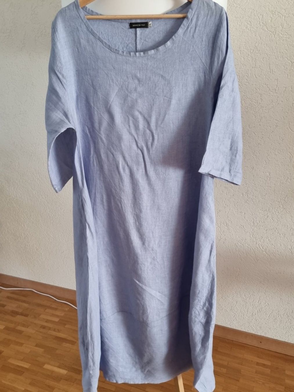 Vestiti: Robe bleu ciel ample en lin – Usato da Veyrier venduto da Leilazizou