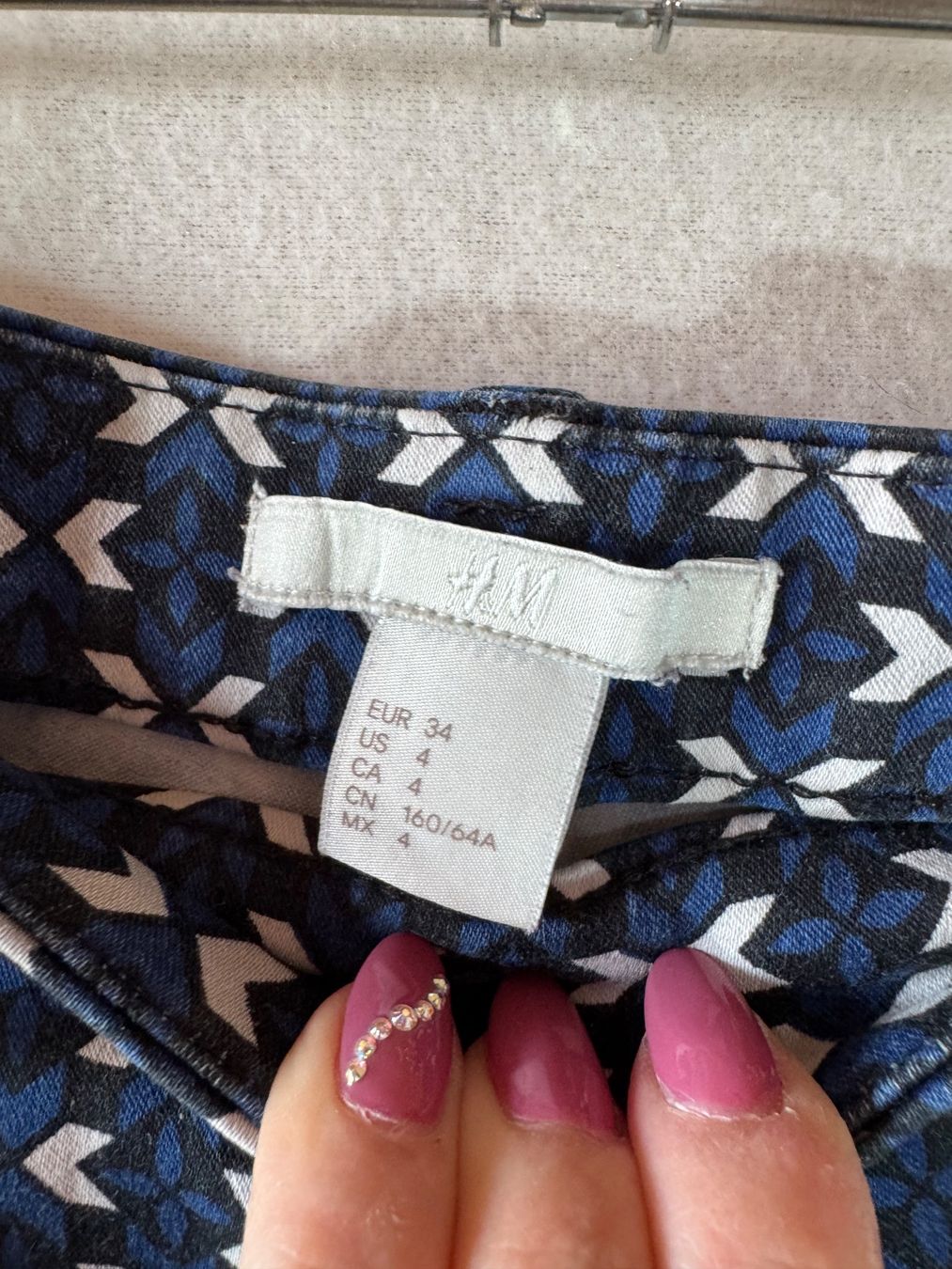 Hosen: Stoffhose von H&M Gr. 34 – Gebraucht aus Grosswangen von second_hand_dress 4