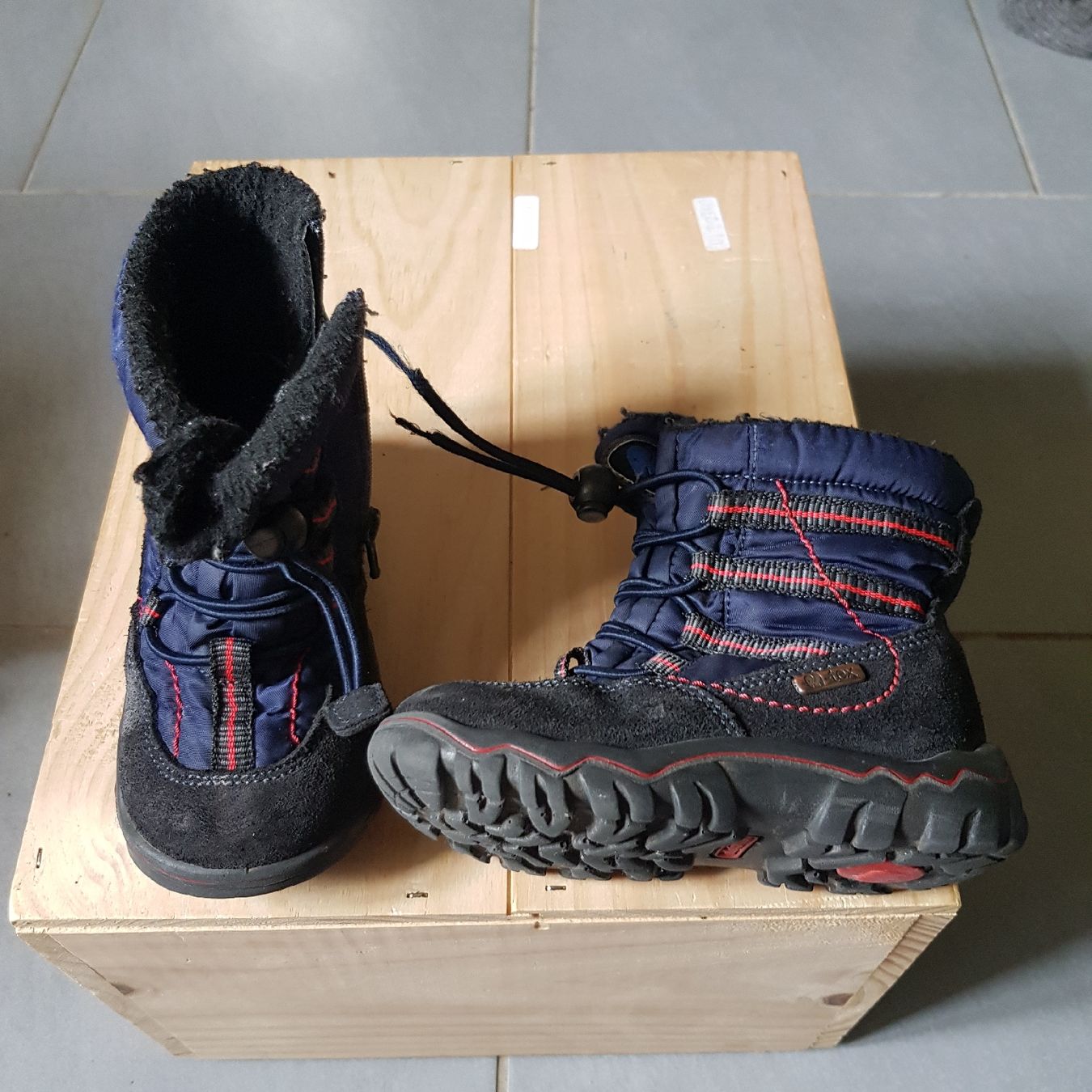 Schuhe für Jungen: bottes d'hiver elefanten 22 – Gebraucht aus Cernier von HANDRES07 2